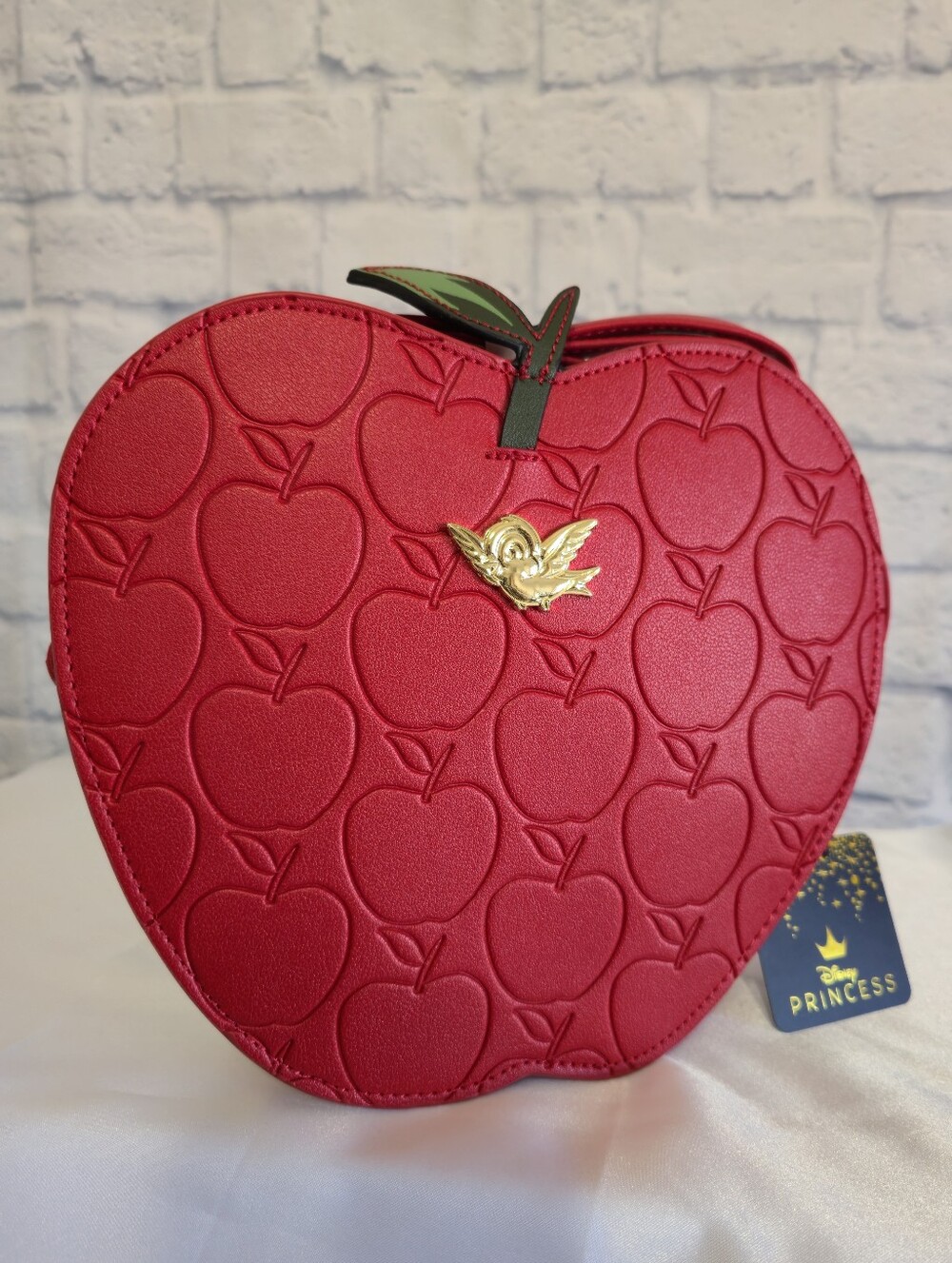 Loungefly Red Apple Snow White Crossbody Disney Bag Gold Bird Accent New